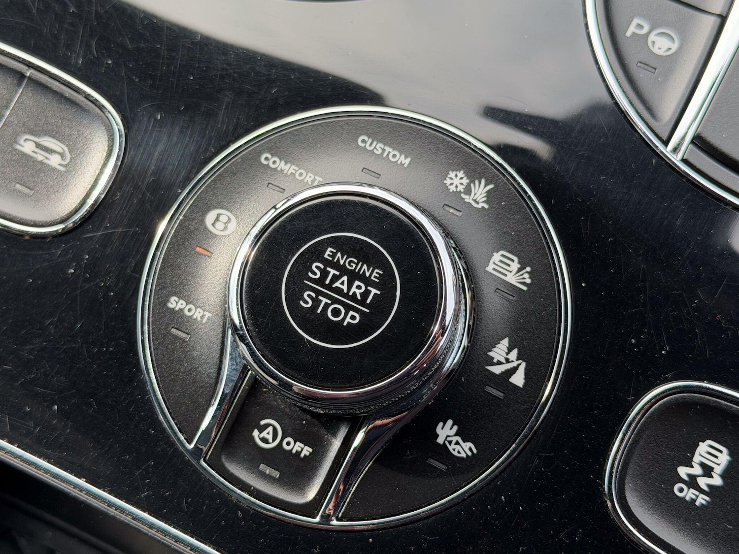 Used Bentley Bentayga 2017 for sale - 77993922: Photo 41