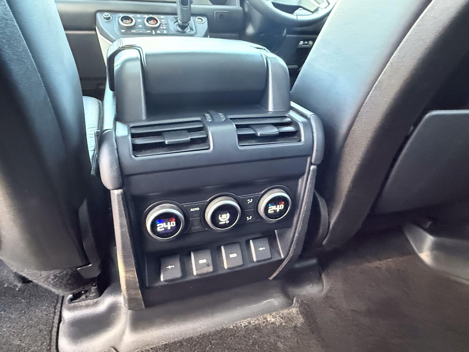 Used Land Rover Defender 2020 for sale - 77120866: Photo 13