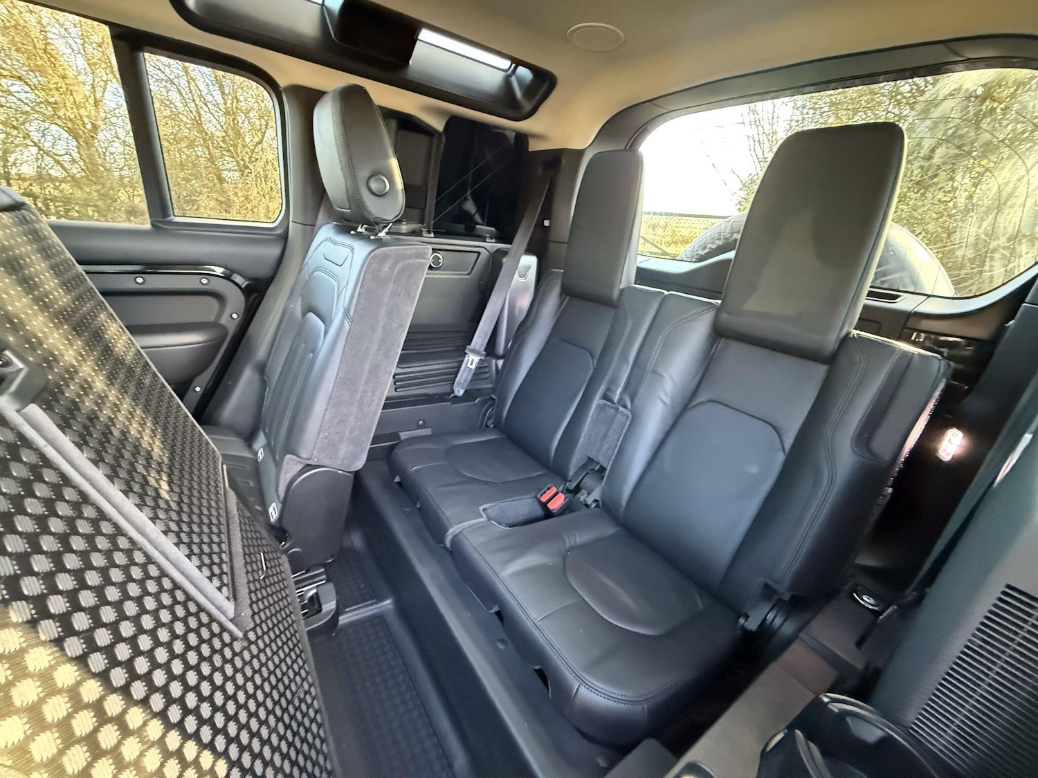 Used Land Rover Defender 2020 for sale - 77120866: Photo 14