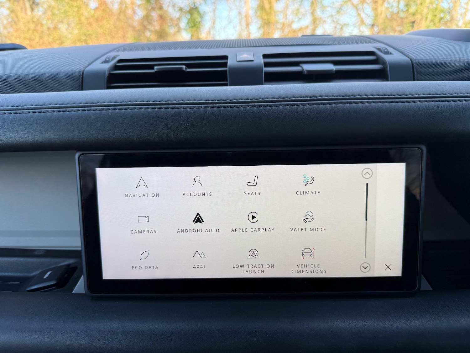 Used Land Rover Defender 2020 for sale - 77120866: Photo 22