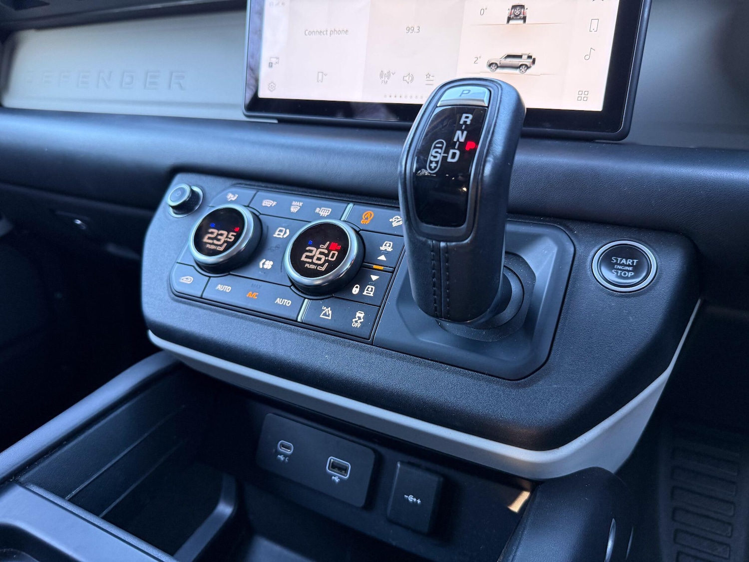 Used Land Rover Defender 2020 for sale - 77120866: Photo 25