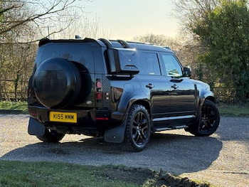 Used Land Rover Defender 2020 for sale - 77120866: Photo