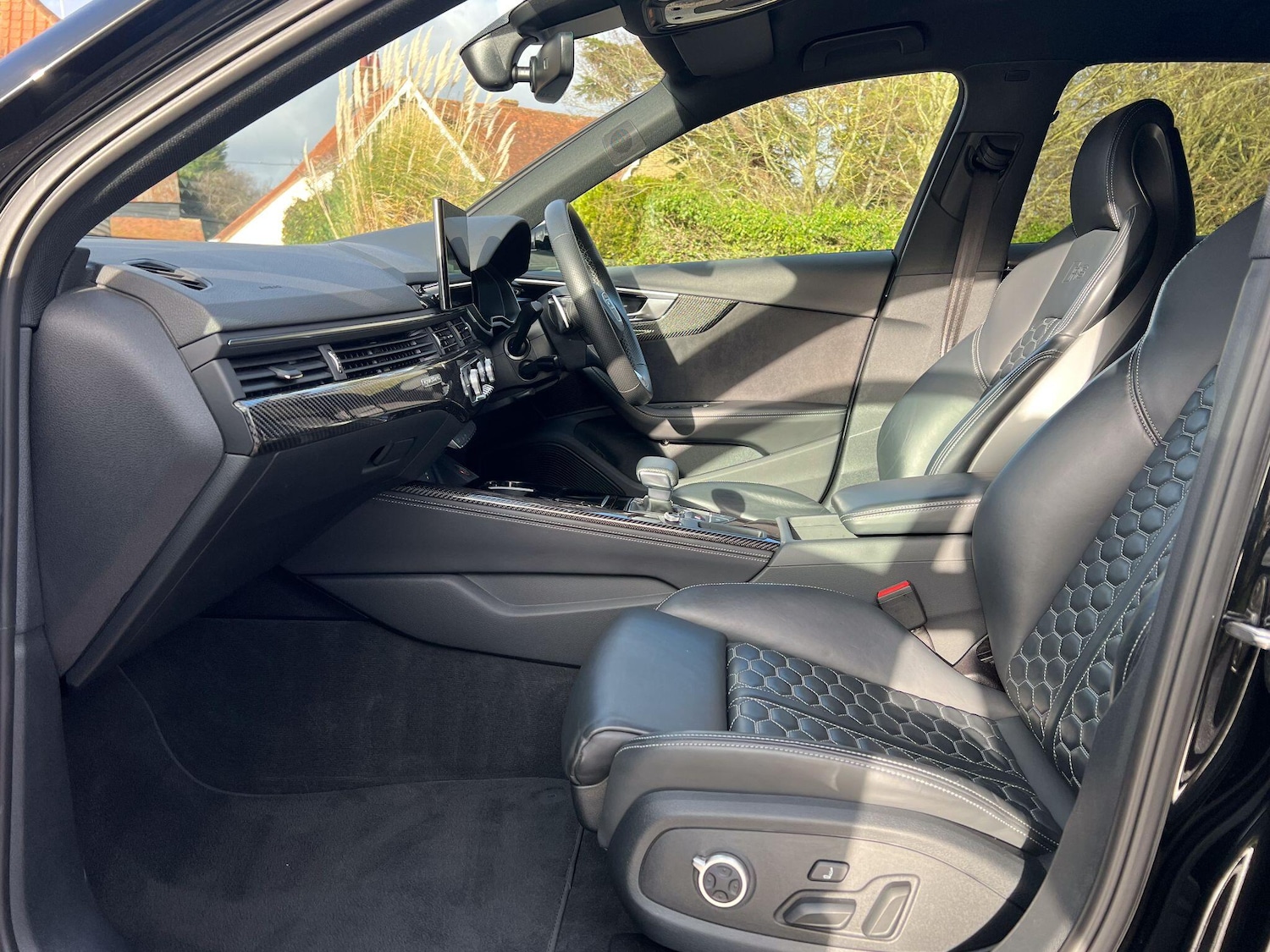 Used Audi RS4 2022 for sale - 76899299: Photo 3