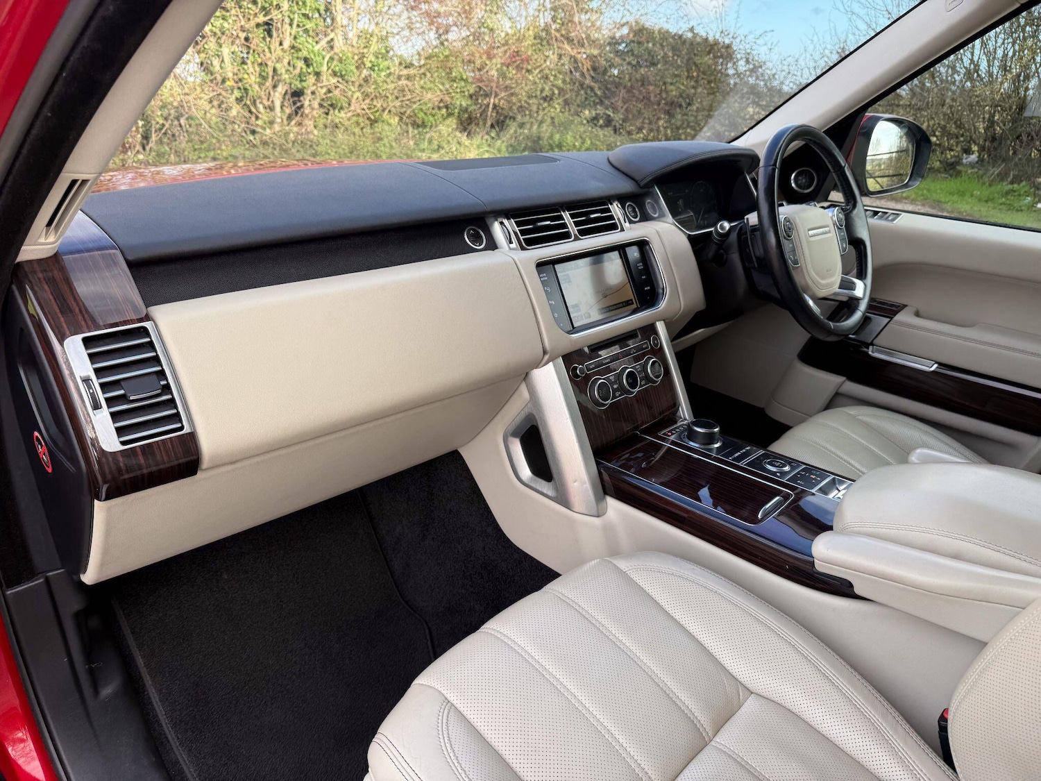 Used Land Rover Range Rover 2015 for sale - 76633165: Photo 11