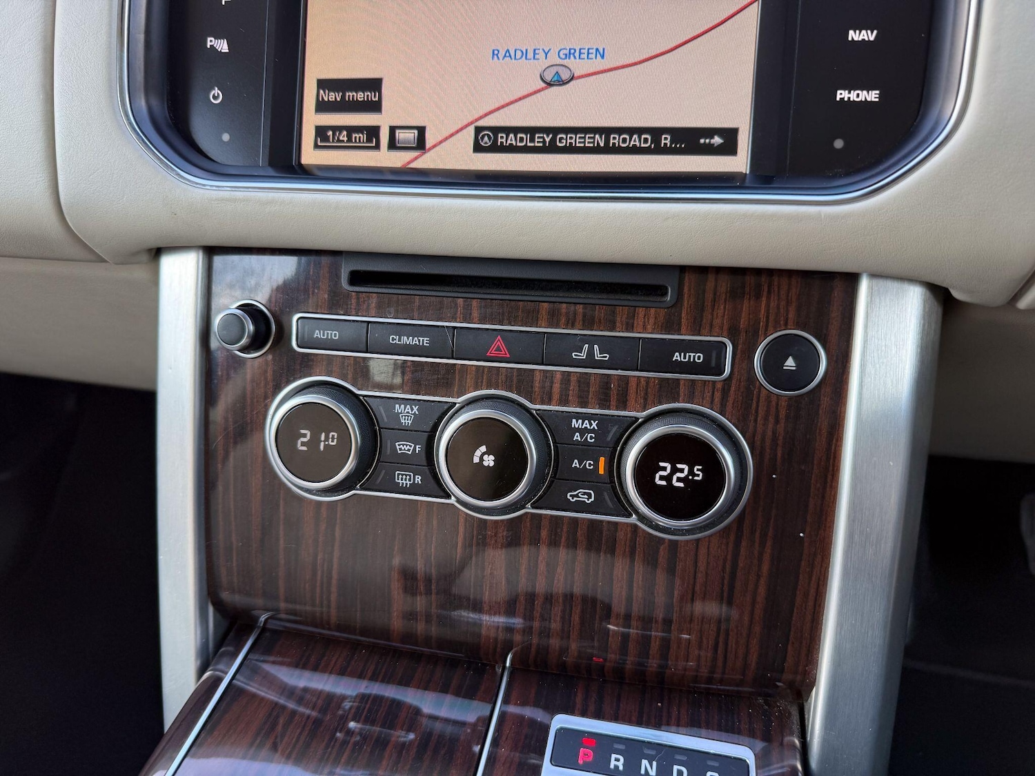 Used Land Rover Range Rover 2015 for sale - 76633165: Photo 26