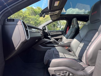 Used Porsche Cayenne 2023 for sale - 79387734: Photo