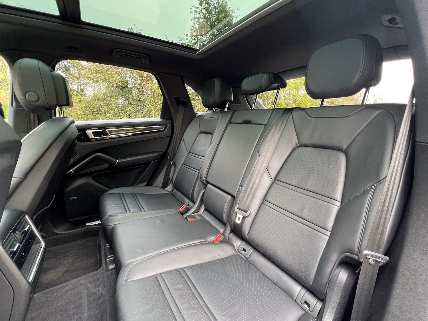 Used Porsche Cayenne 2019 for sale - 76987981: Photo 16