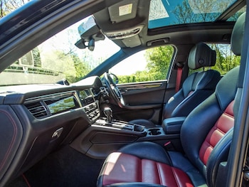 Used Porsche Macan 2021 for sale - 78375297: Photo