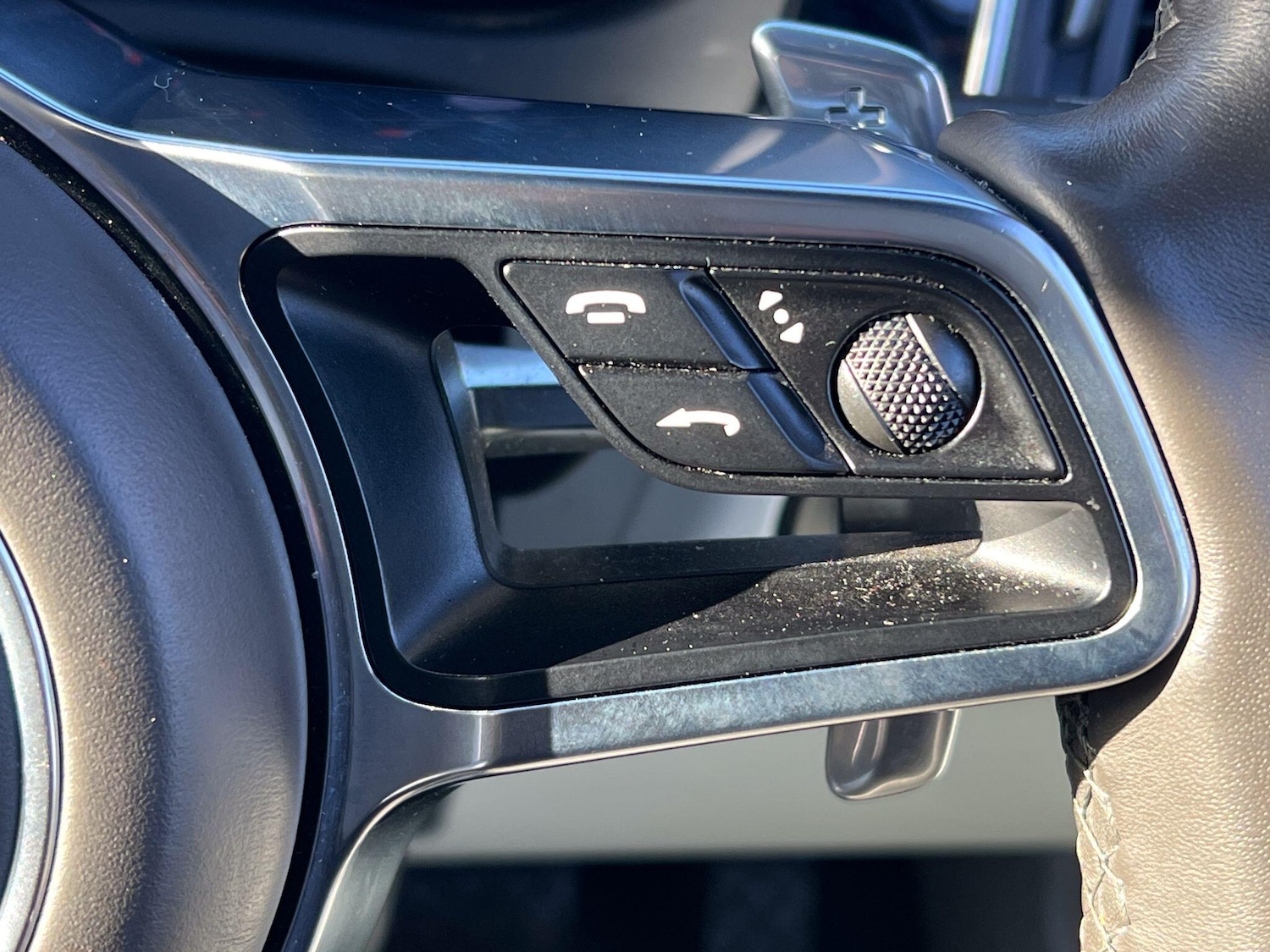 Used Porsche Macan 2015 for sale - 76839798: Photo 34