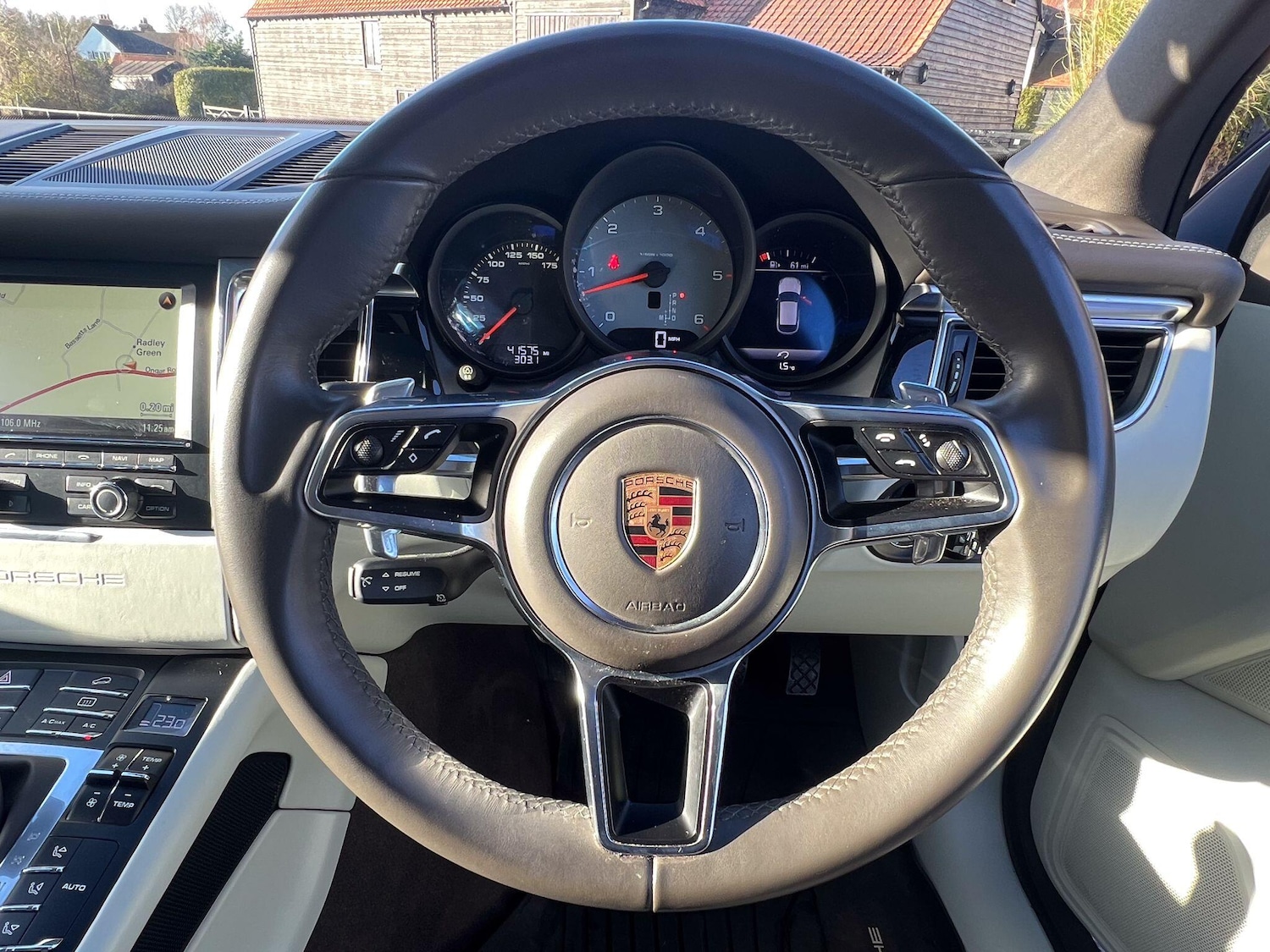 Used Porsche Macan 2015 for sale - 76839798: Photo 7