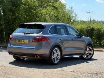 Used Porsche Cayenne 2011 for sale - 75153404: Photo