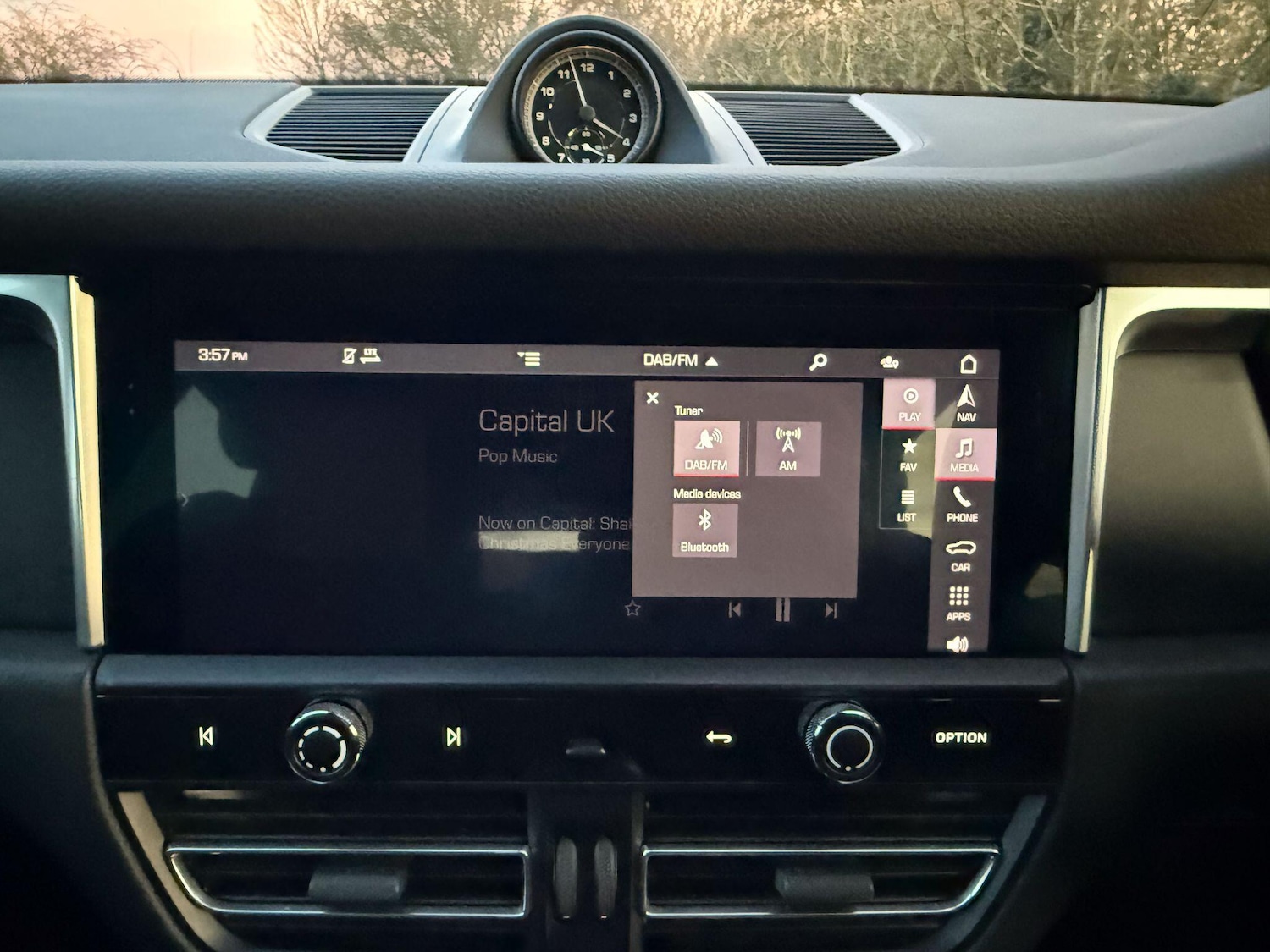 Used Porsche Macan 2021 for sale - 76942582: Photo 18