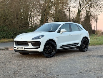 Used Porsche Macan 2021 for sale - 76942582: Photo