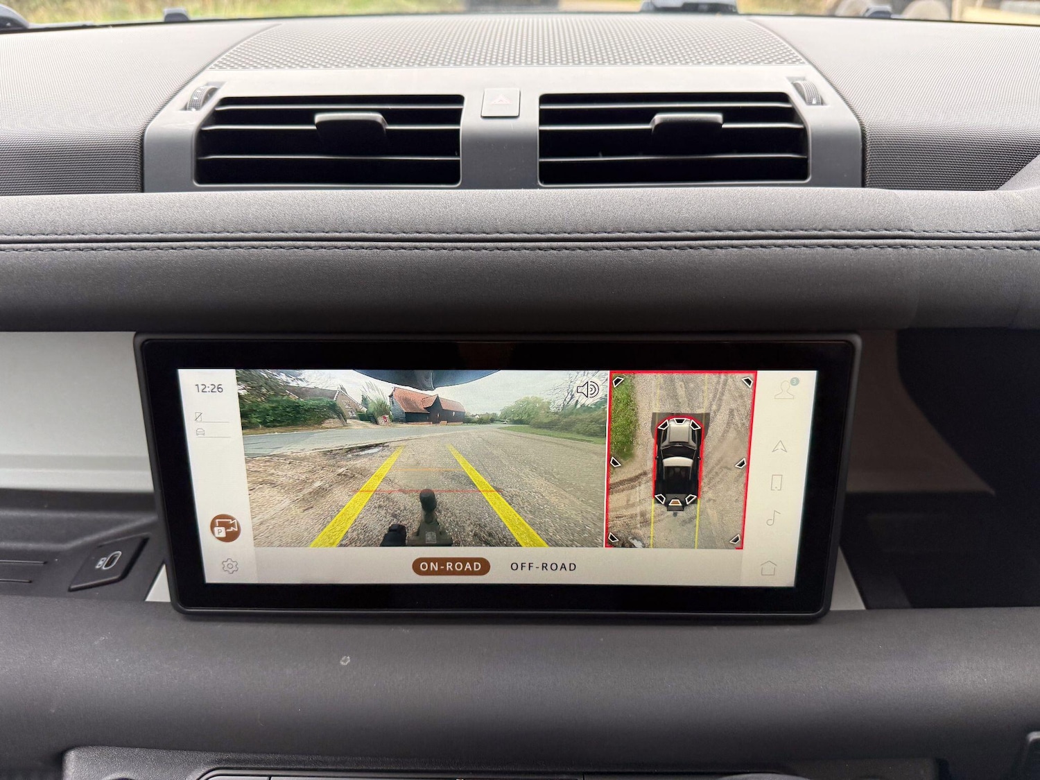 Used Land Rover Defender 2022 for sale - 76484433: Photo 16