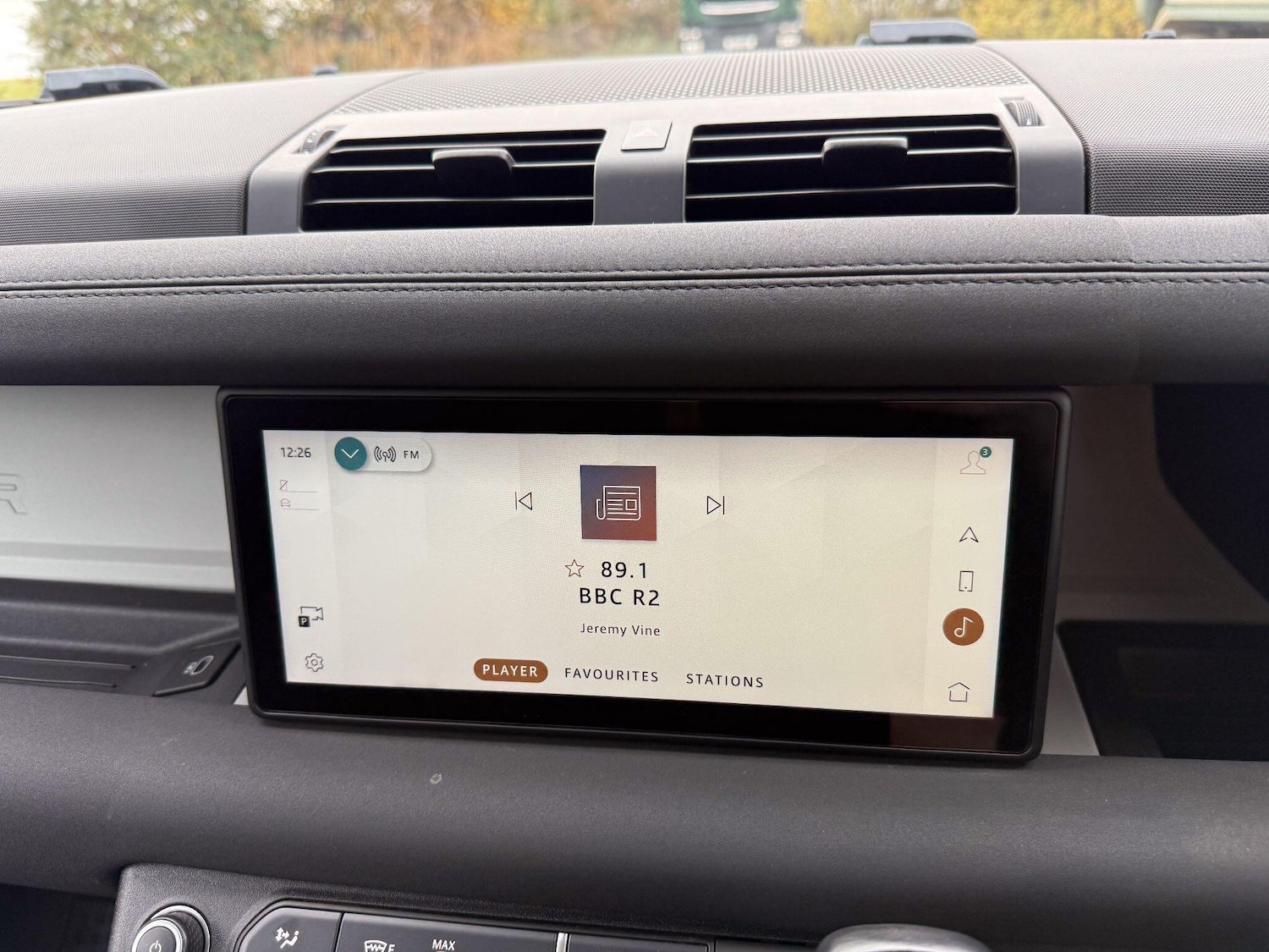 Used Land Rover Defender 2022 for sale - 76484433: Photo 17