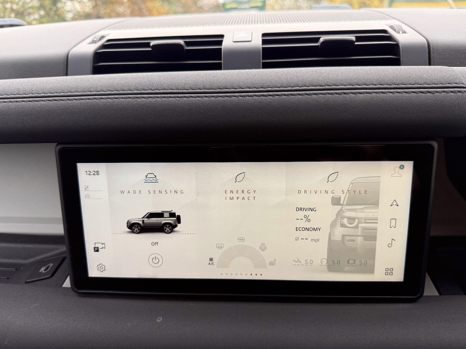 Used Land Rover Defender 2022 for sale - 76484433: Photo 20