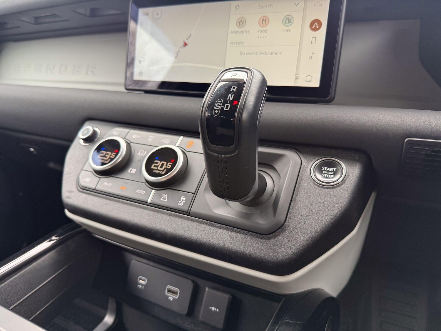 Used Land Rover Defender 2022 for sale - 76484433: Photo 25