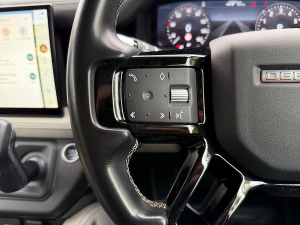 Used Land Rover Defender 110 2021 for sale - 76239060: Photo 25