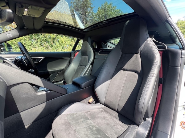 Used Jaguar F-Type 2017 for sale - 75532292: Photo 13