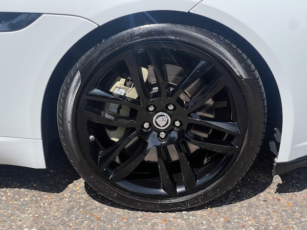 Used Jaguar F-Type 2017 for sale - 75532292: Photo 5