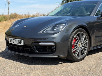 Used Porsche Panamera 2017 for sale - 79464464: Photo