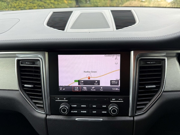 Used Porsche Macan 2017 for sale - 76227265: Photo 15