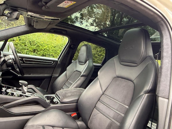 Used Porsche Cayenne 2020 for sale - 75448692: Photo 12