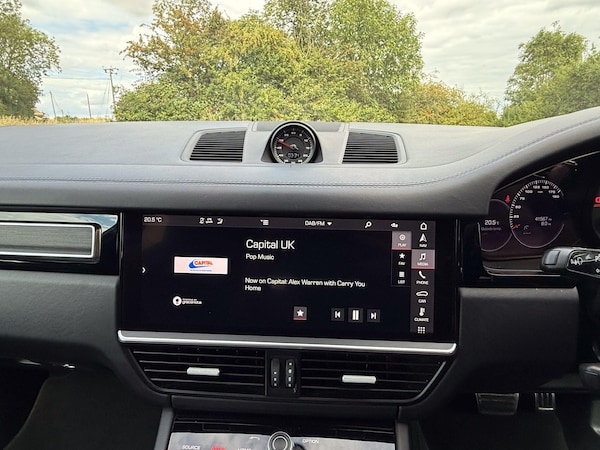 Used Porsche Cayenne 2020 for sale - 75448692: Photo 21