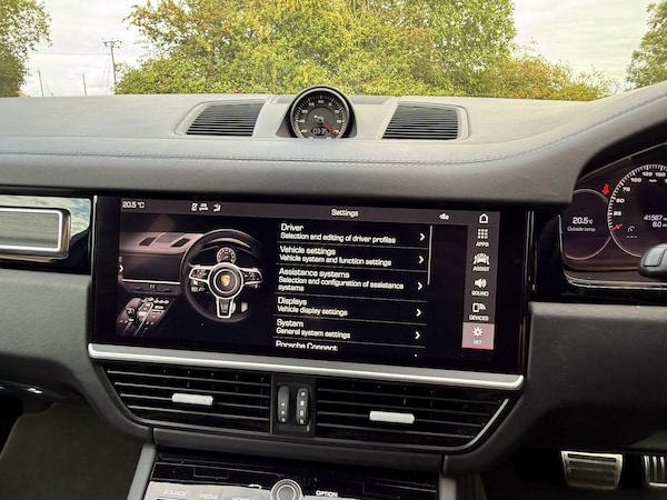 Used Porsche Cayenne 2020 for sale - 75448692: Photo 25