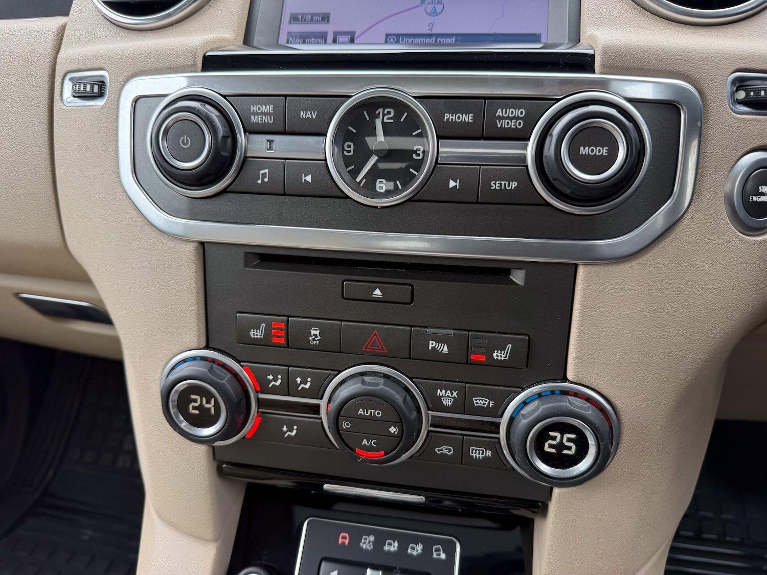 Used Land Rover Discovery 4 for sale - 77809179: Photo 19