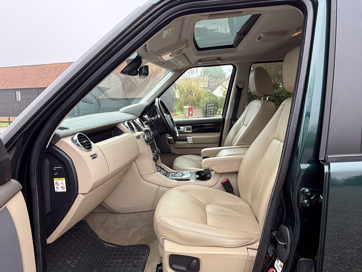 Used Land Rover Discovery 4 for sale - 77809179: Photo 3