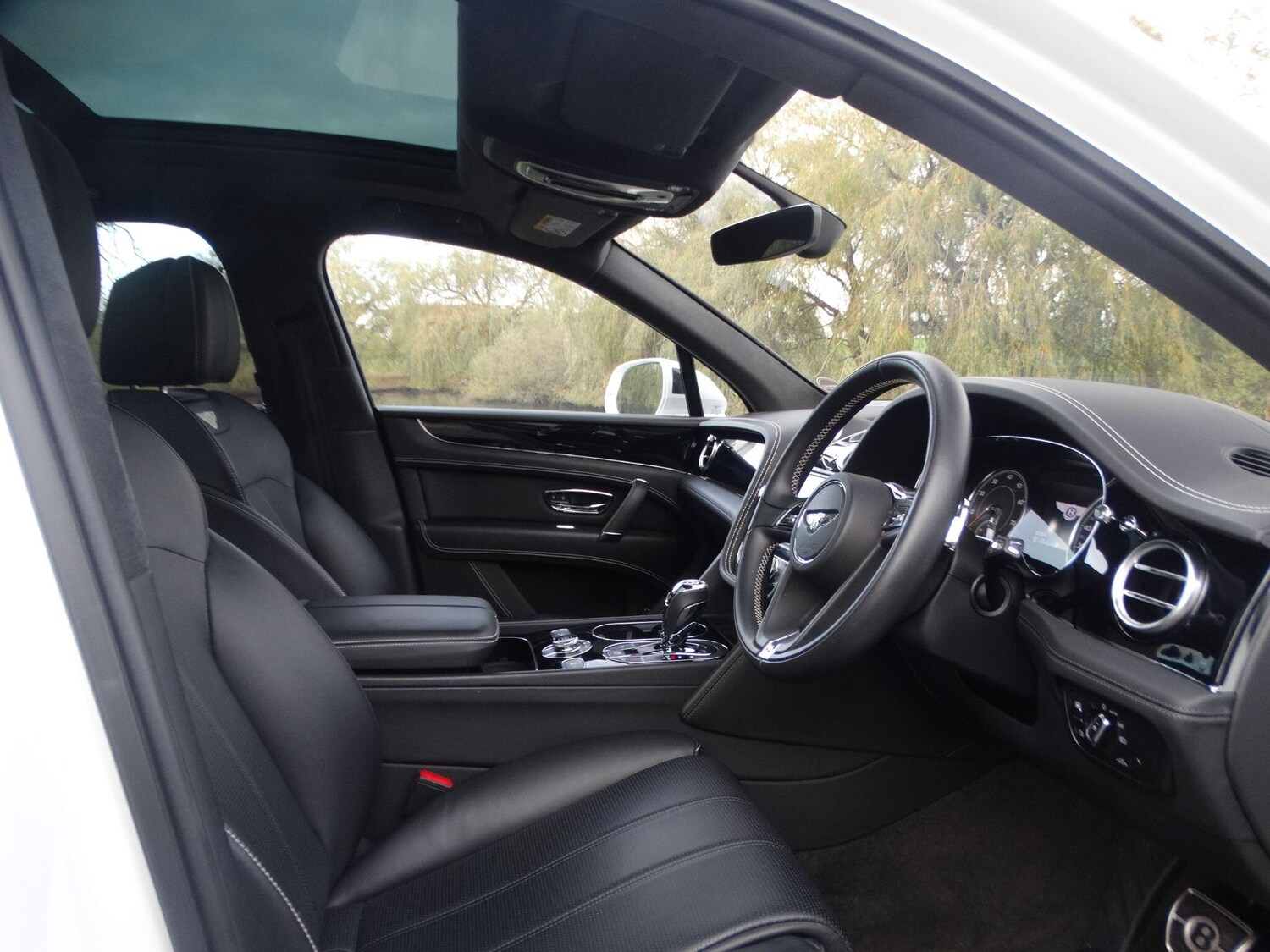 Used Bentley Bentayga 2018 for sale - 76613186: Photo 21