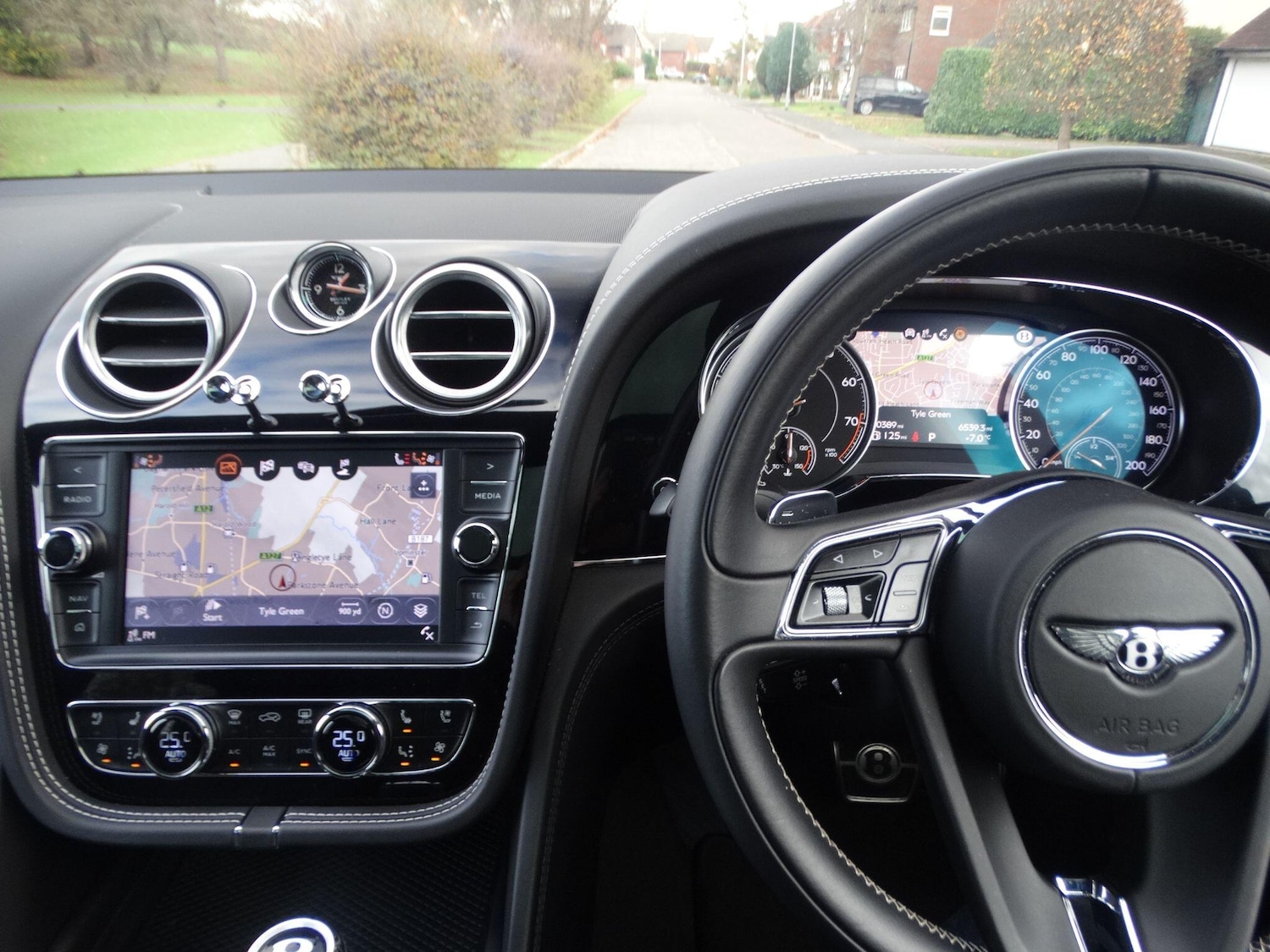 Used Bentley Bentayga 2018 for sale - 76613186: Photo 8