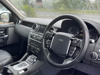 Used Land Rover Discovery 4 2016 for sale - 78771553: Photo