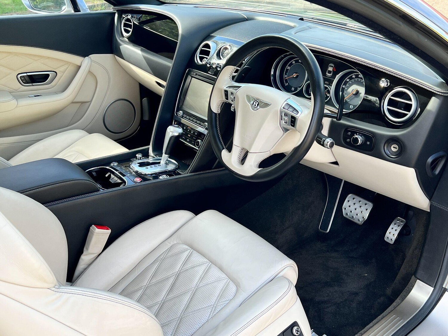 Used Bentley Continental 2014 for sale - 77993437: Photo 17