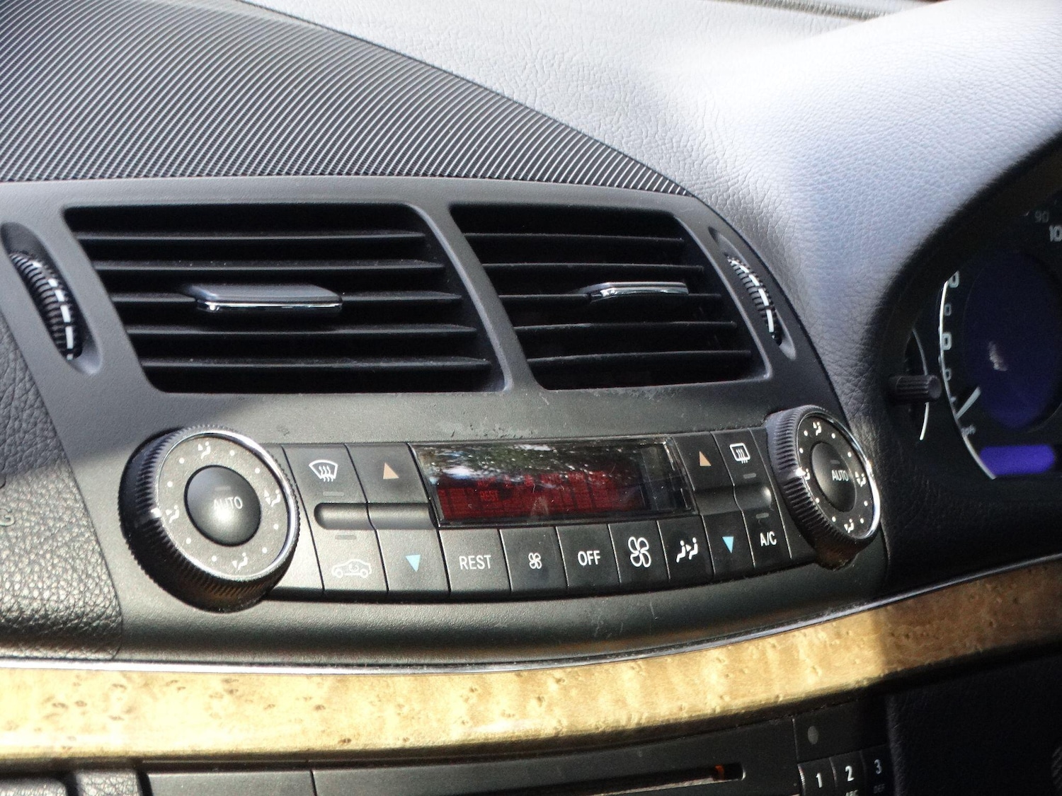 Used Mercedes-Benz E Class for sale - 78006348: Photo 16