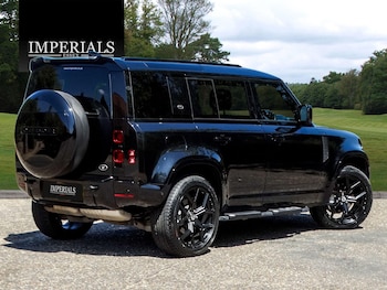 Used Land Rover Defender 110 2022 for sale - 79236932: Photo