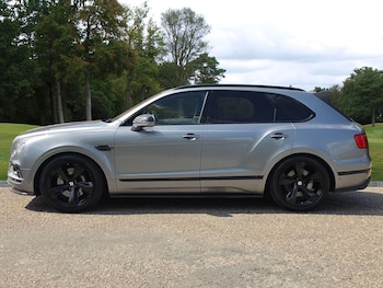 Used Bentley Bentayga 2018 for sale - 79212470: Photo