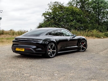 Used Porsche Taycan 2022 for sale - 79291579: Photo