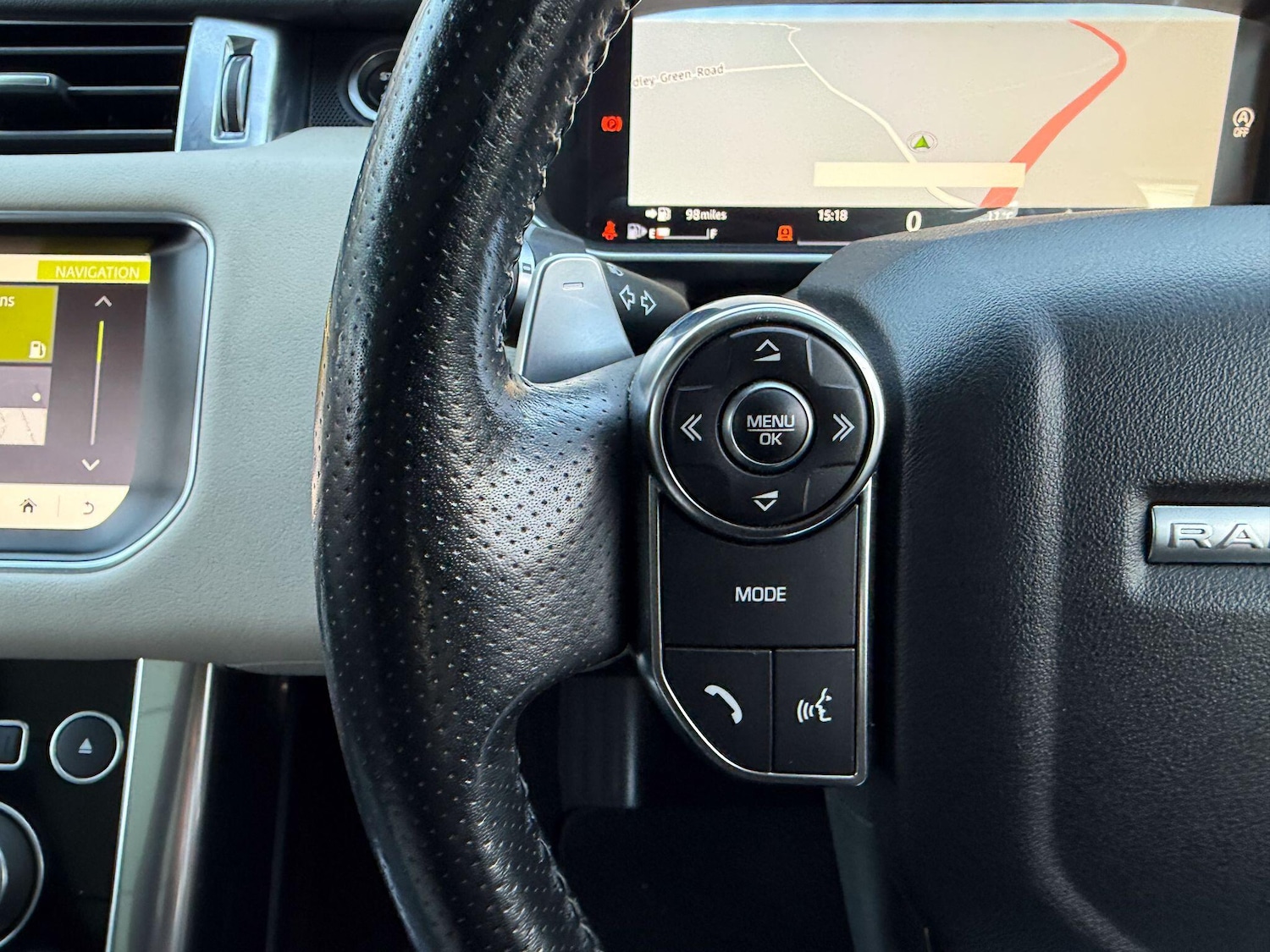 Used Land Rover Range Rover Sport 2017 for sale - 76839483: Photo 26