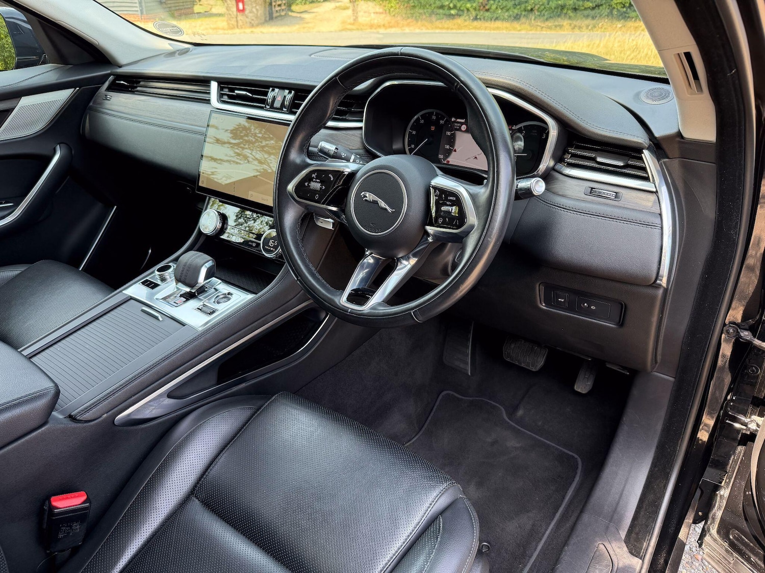 Used Jaguar F-Pace 2021 for sale - 76326748: Photo 13