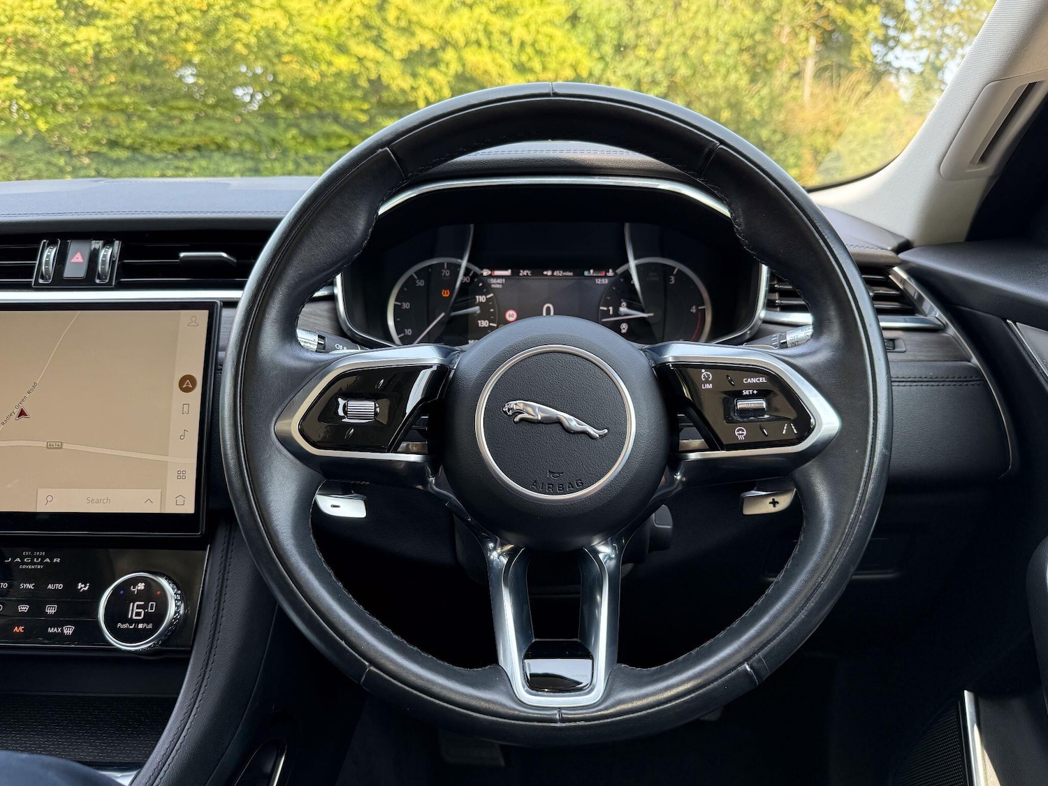 Used Jaguar F-Pace 2021 for sale - 76326748: Photo 7