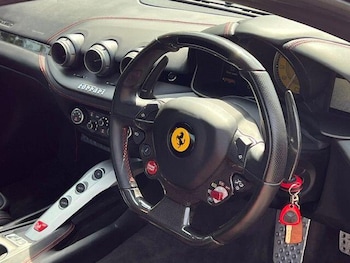Used Ferrari F12 Berlinetta 2013 for sale - 78771631: Photo