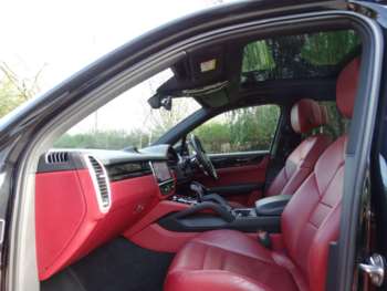Used Porsche Cayenne 2019 for sale - 74336443: Photo