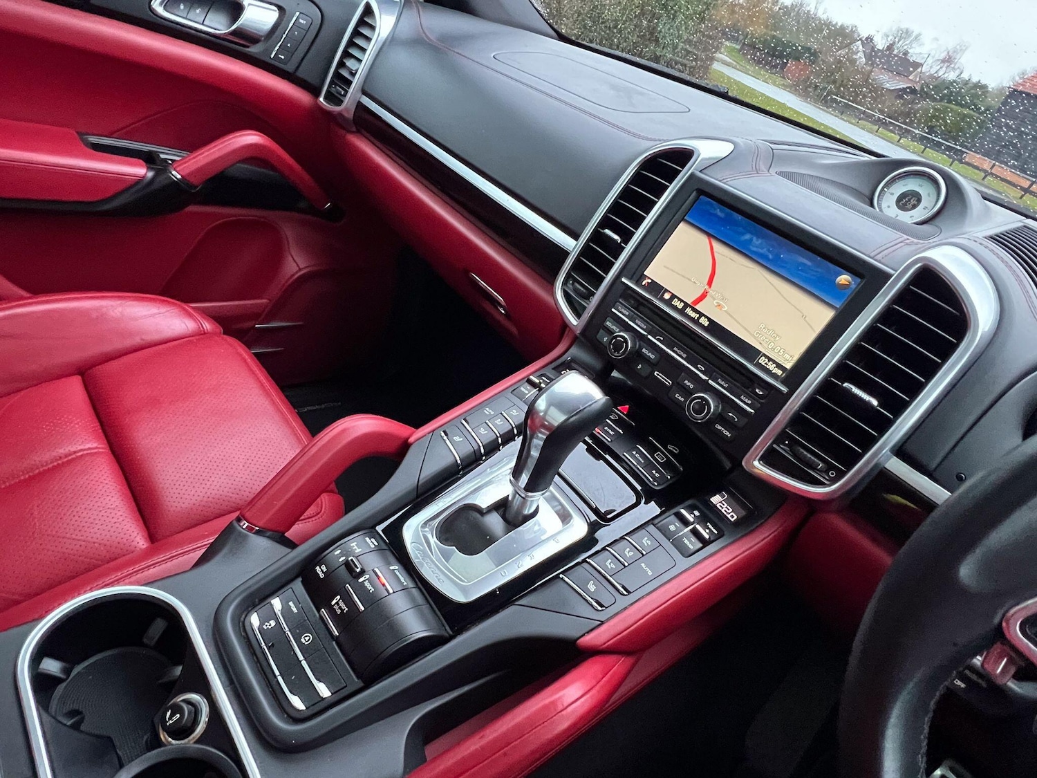 Used Porsche Cayenne 2015 for sale - 77144453: Photo 6