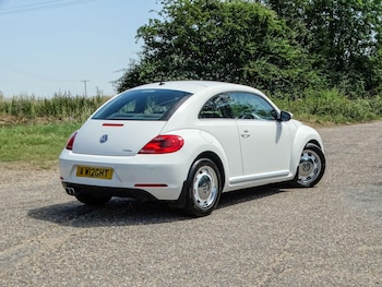 Used Volkswagen Beetle 2012 for sale - 79025880: Photo