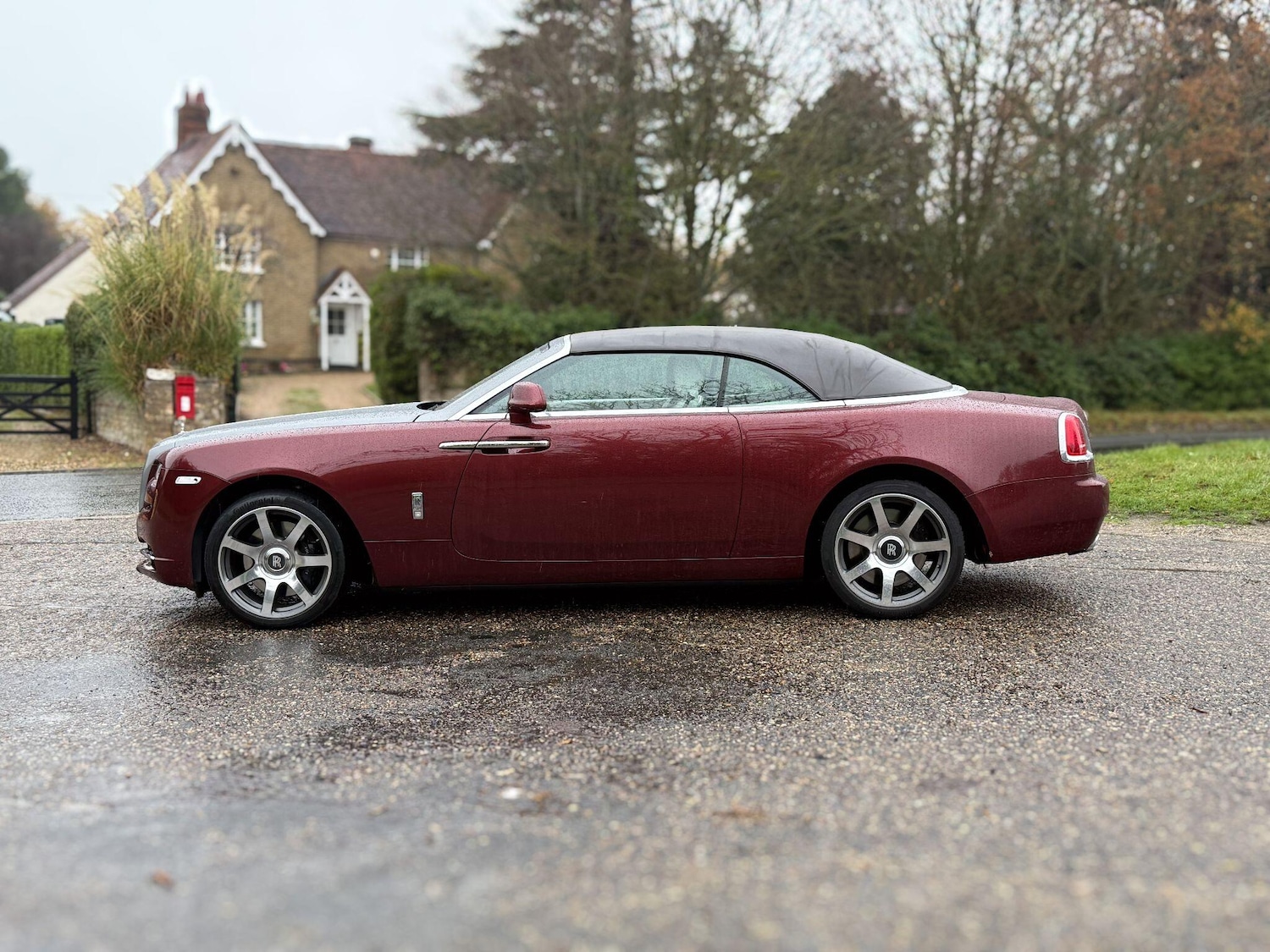 Used Rolls-Royce Silver Dawn 2016 for sale - 76585302: Photo 2