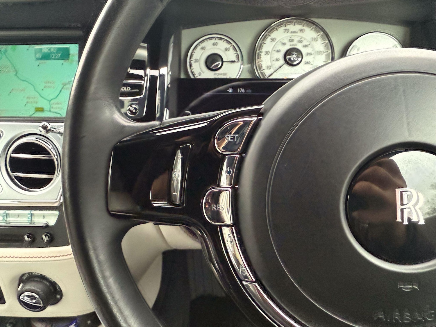 Used Rolls-Royce Silver Dawn 2016 for sale - 76585302: Photo 30