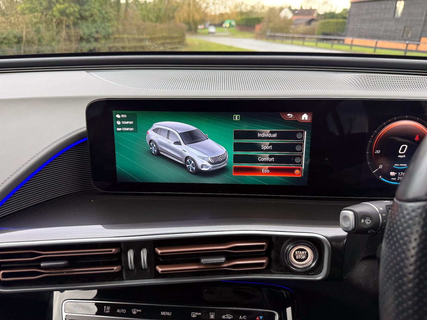 Used Mercedes-Benz EQC 2022 for sale - 77469211: Photo 31