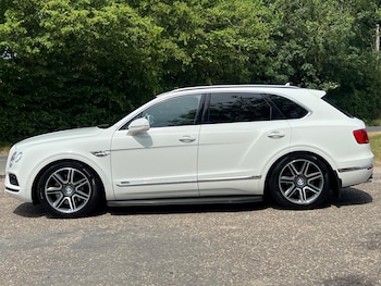 Used Bentley Bentayga 2018 for sale - 78751962: Photo